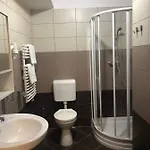 Viktoria Panzio Appartement *